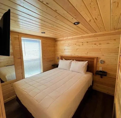 Chalet 093 Star Gazing Tiny Nr Grand Canyon South Rim Sleeps 8 *